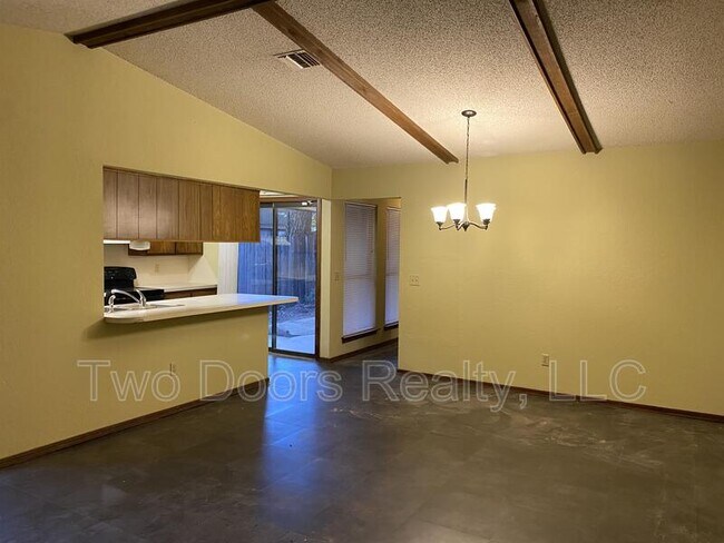 Photo - 2826 SE 55th St