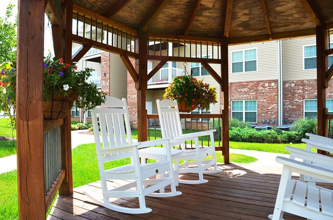 Villas At Crystal Lake