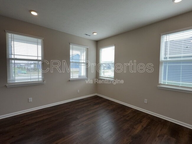 Photo - 8862 Blackburn St