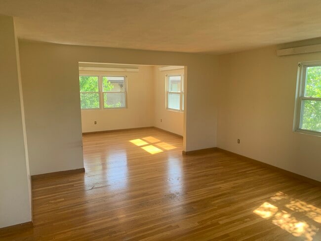 Photo - 60 Vineland St Unit 60