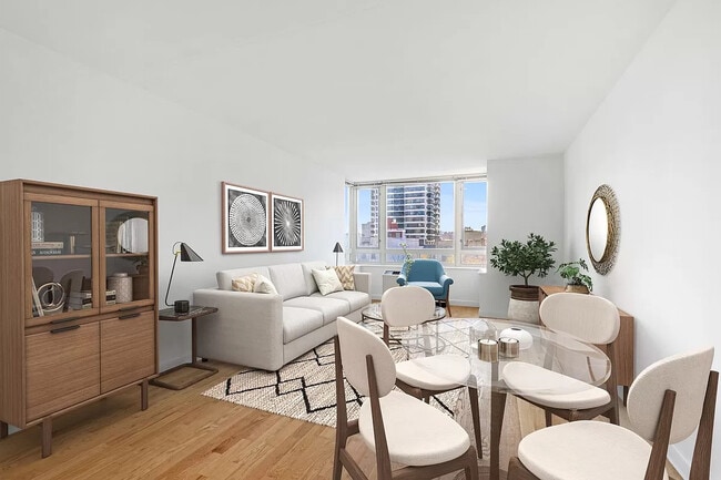 Building Photo - 224 E 32nd St Rental