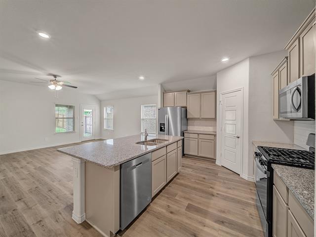 Photo - 9733 Tinsley St