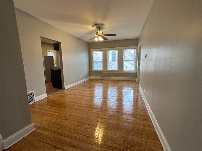 Photo - 846-856 N Mayfield Ave Unit 856-2N