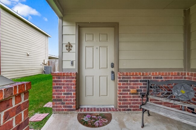 Photo - 8311 Tartan Ct