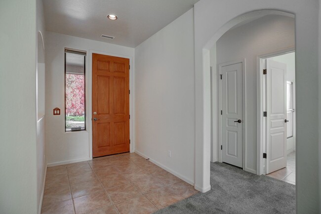 Photo - 3 Bedroom, 2 Bath Home in Prescott!