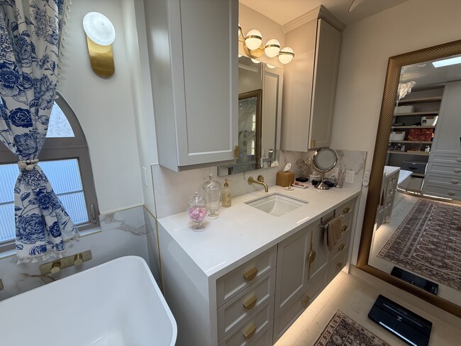 Photo - 109 El Porton