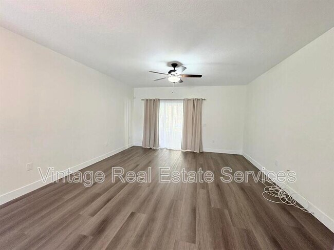 Photo - 8502 Gablebend Way