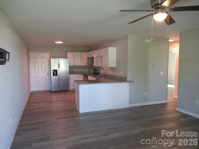 Photo - 174 Glen-Gar Dr