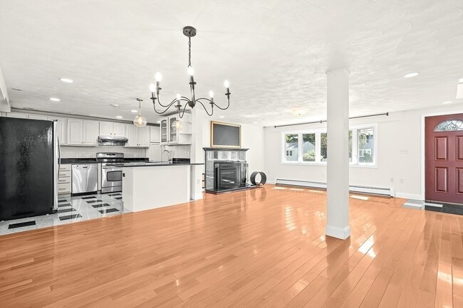 11 Garrison Rd