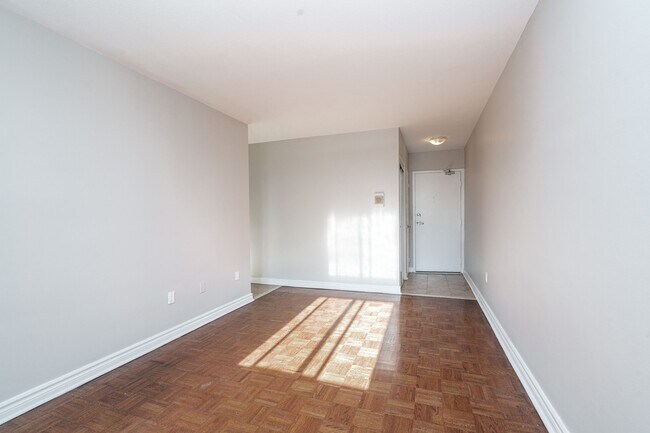 230 Oak St Unit 808