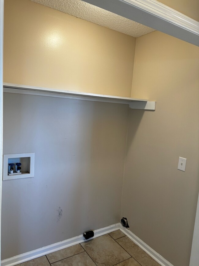 Photo - 15 Patricia Ln