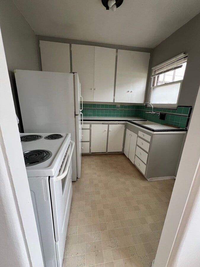 Photo - One Bedroom, One Bathroom Apartment - Geothermal Heat, Pacific Terrace Neighborhood