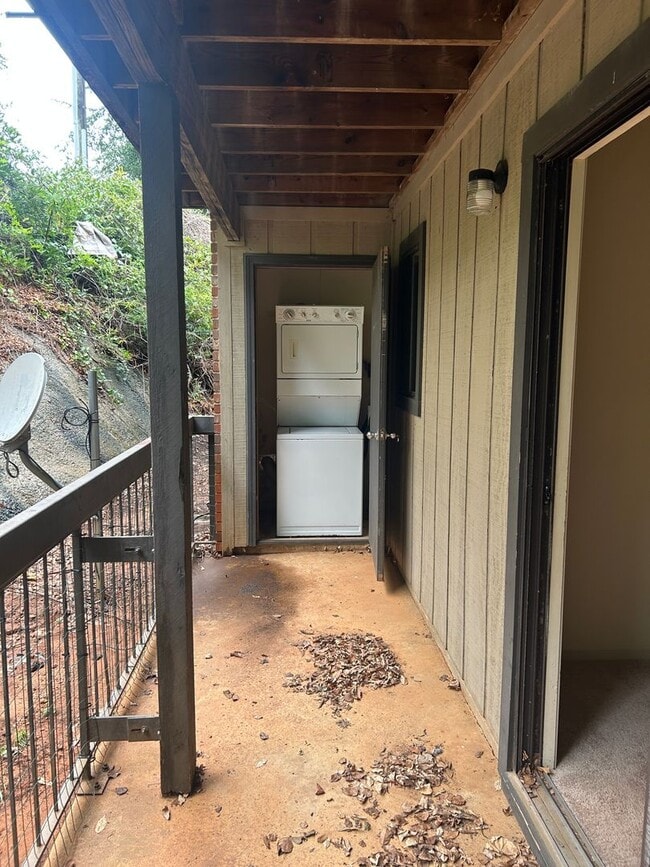 Photo - Campus View Apt-Walking Distance to UGA!