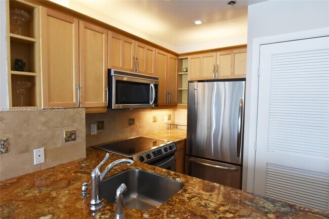 Photo - 540 Brickell Key Dr Unit PH1812