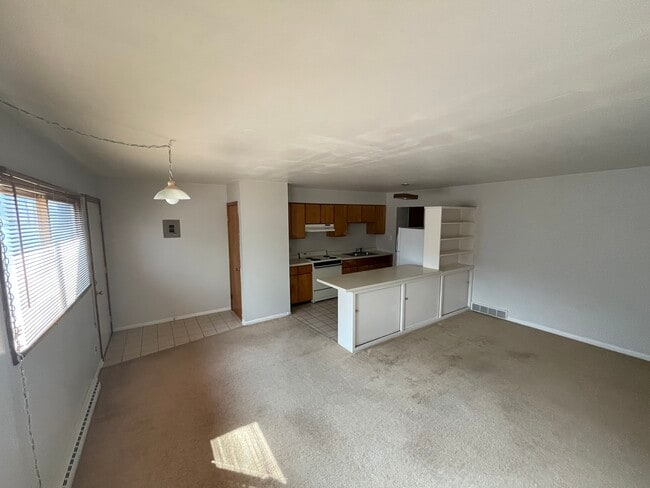 Photo - 12 Main St Unit 4