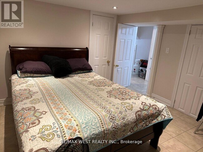 Photo - 25 Coronado Ct