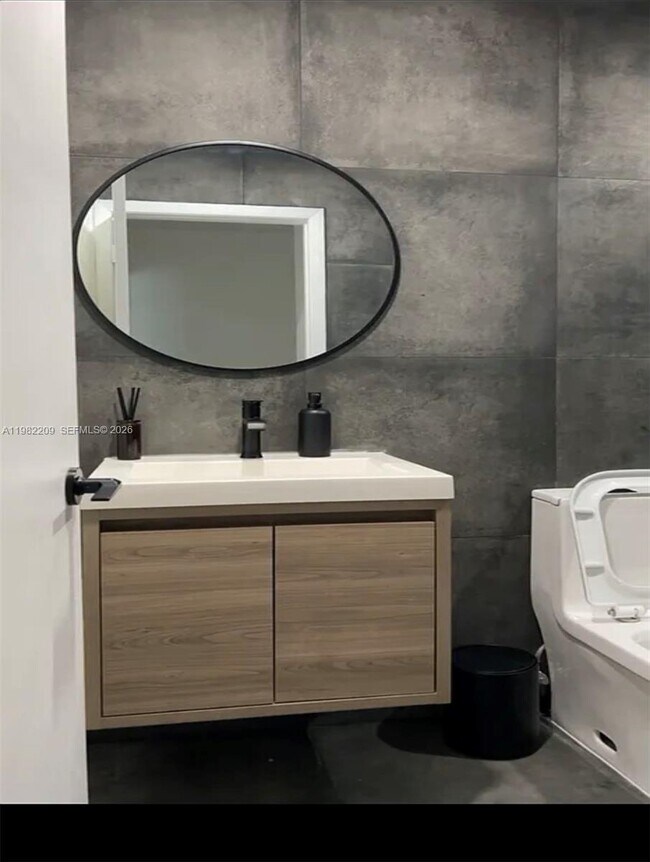 Photo - 2197 SE Shelter Dr