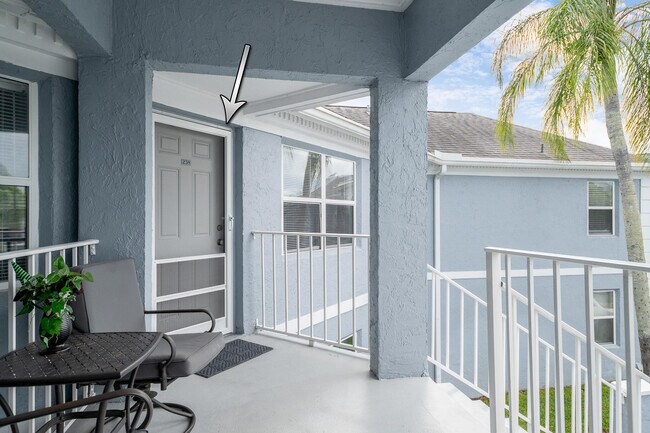 Photo - 3254 SE Aster Ln Unidad J238 Rental