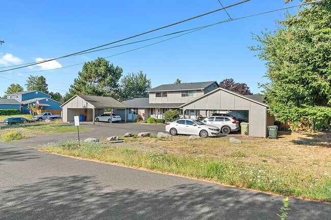 Photo - 325 N 29th Ave Unit B