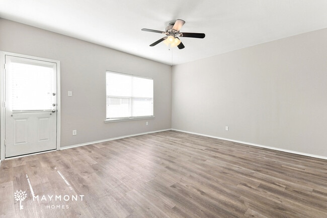 Photo - 1207 Savannah Ridge Dr