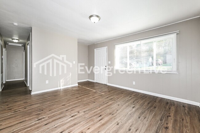 Photo - 419 Ferdinand Dr