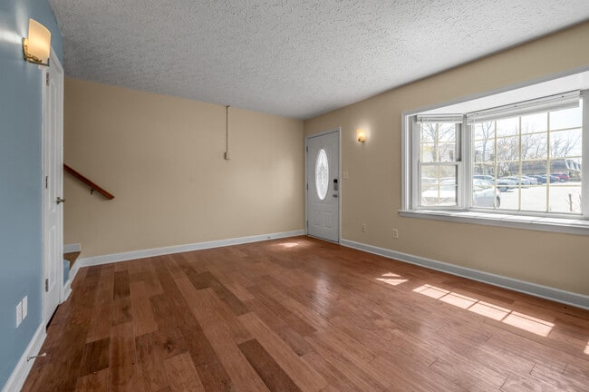 Photo - 139 Regency Point Path
