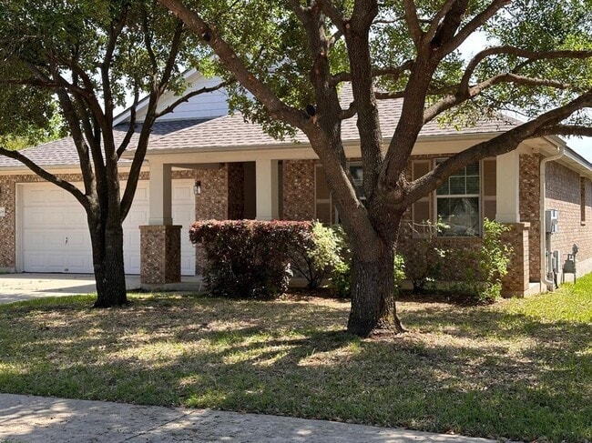 Building Photo - 15008 Fernhill Dr