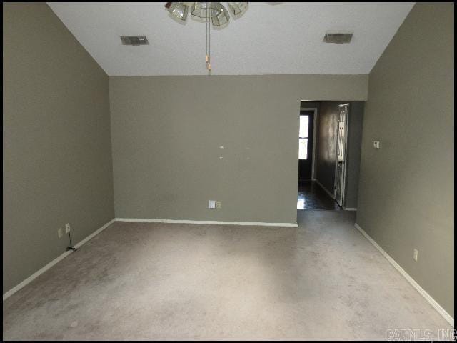 Photo - 504 Shadow Ridge Dr