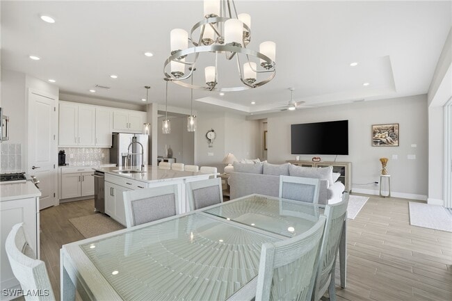 Building Photo - 11964 Molto Dr