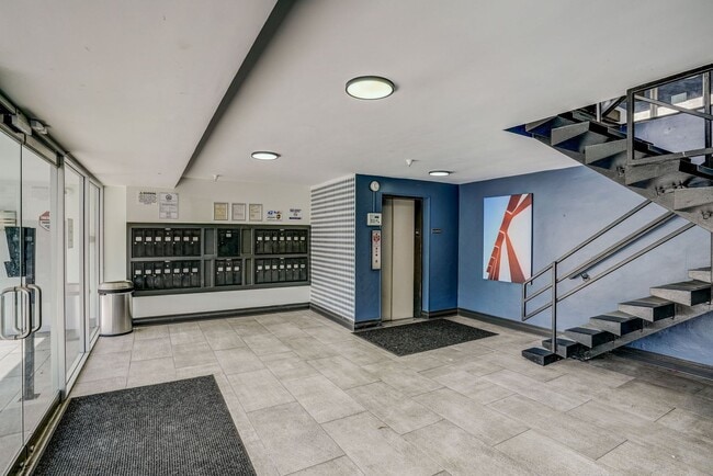 Photo - 8375 Fountain Ave