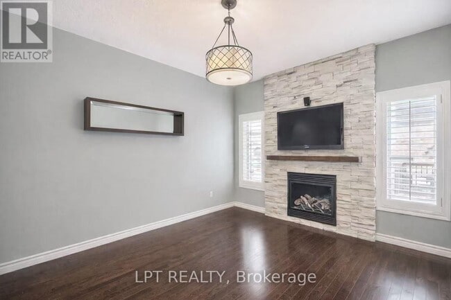 Photo - 84 Lewis Honey Dr