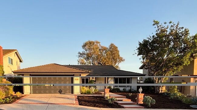 Building Photo - 19862 Ravenna Dr