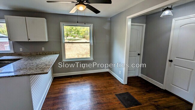 Photo - 31 Myrtle Ave