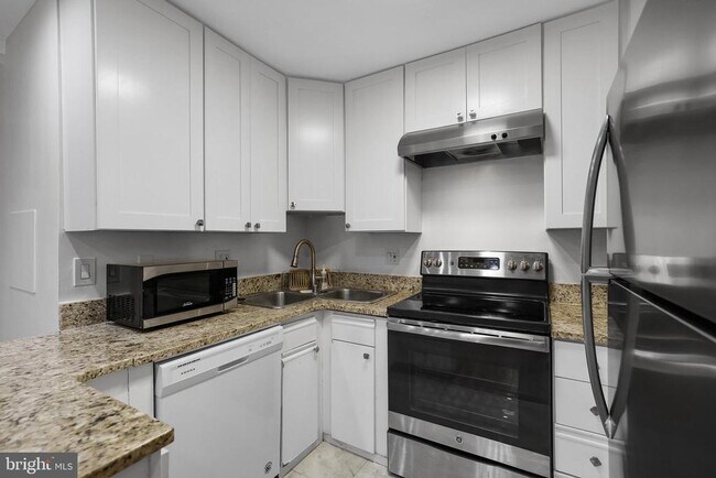 Photo - 1828 California St NW