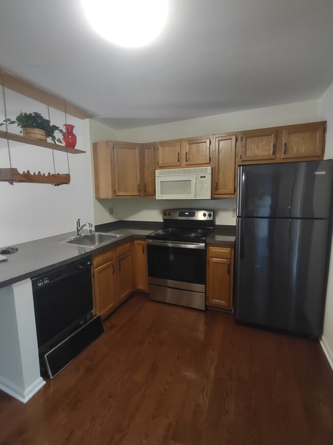 Photo - 3003 Tatnall St