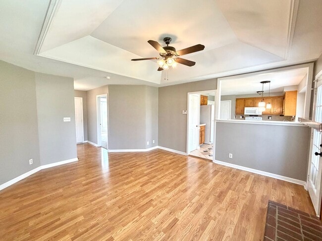 Photo - 3411 Polly Dr