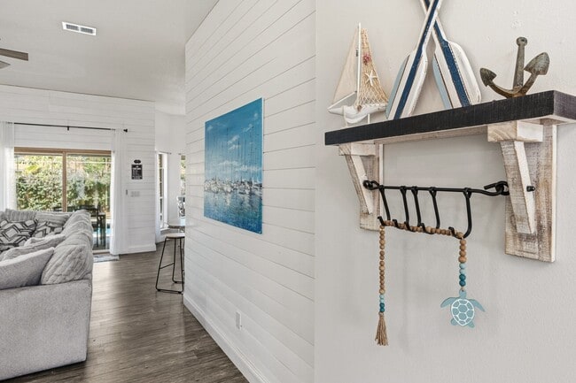 Photo - 329 Sailfish Cir