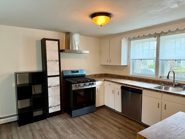 Photo - 156 Exchange St Unit A