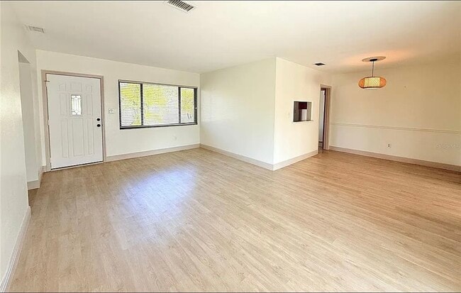 Living and dining rooms - 225 Cevera Dr