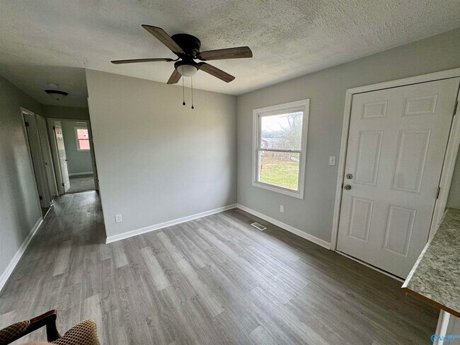 Photo - 1801 US Hwy 72 W