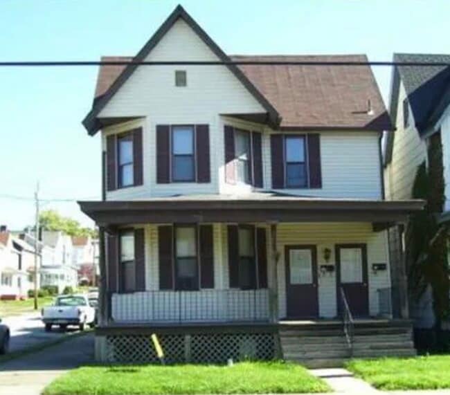 Building Photo - 128 N Gallatin Ave Unit A Rental