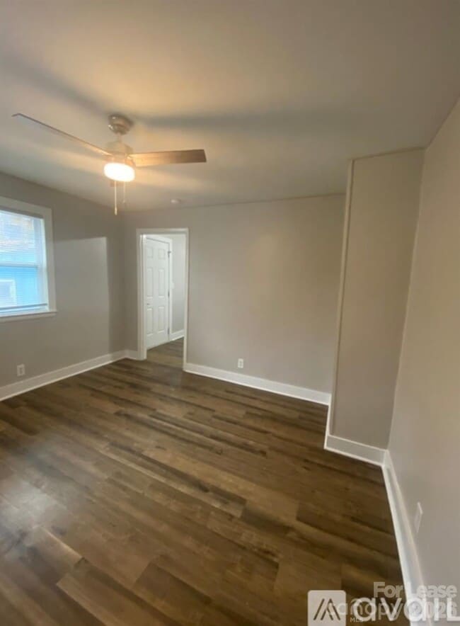 Photo - 3128-3130 Ridge Ave