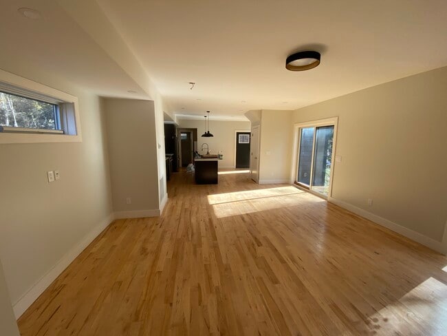 Photo - 81 Havermans Ave