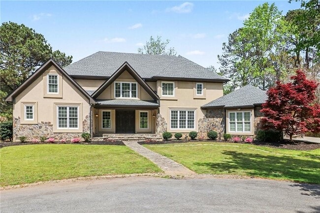 Photo - 3950 Spalding Dr