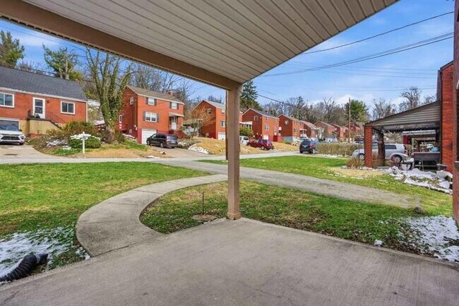 Photo - 1219 Circle Dr