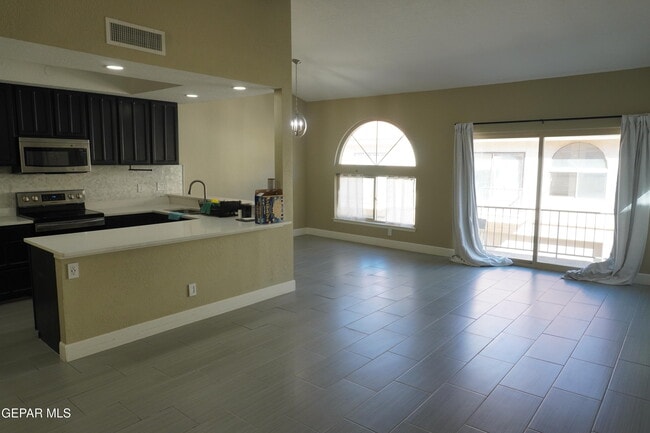 Photo - 4614 N Stanton St