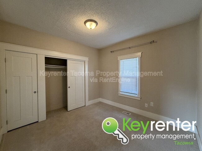 Photo - 2601 S 53rd St