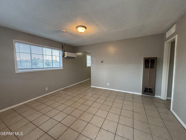 Photo - 3906 Harrison Ave Unit 1