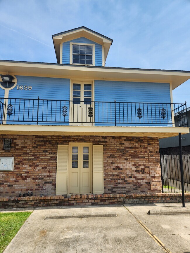 1629 Gary Ct Unit B