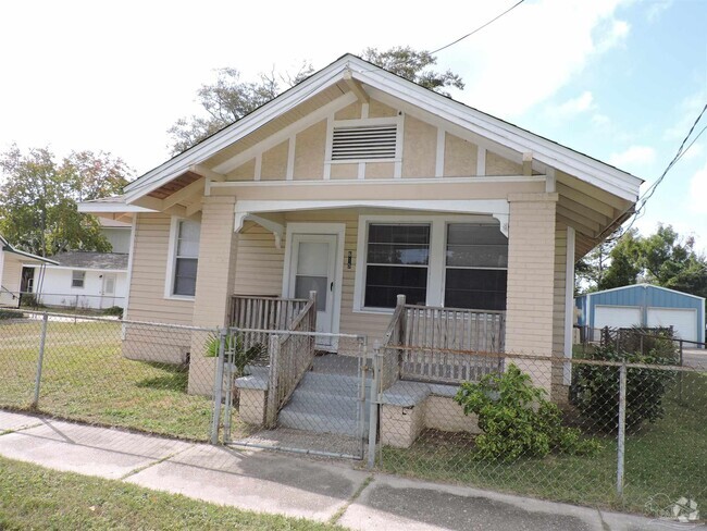 Building Photo - 615 S E St Rental